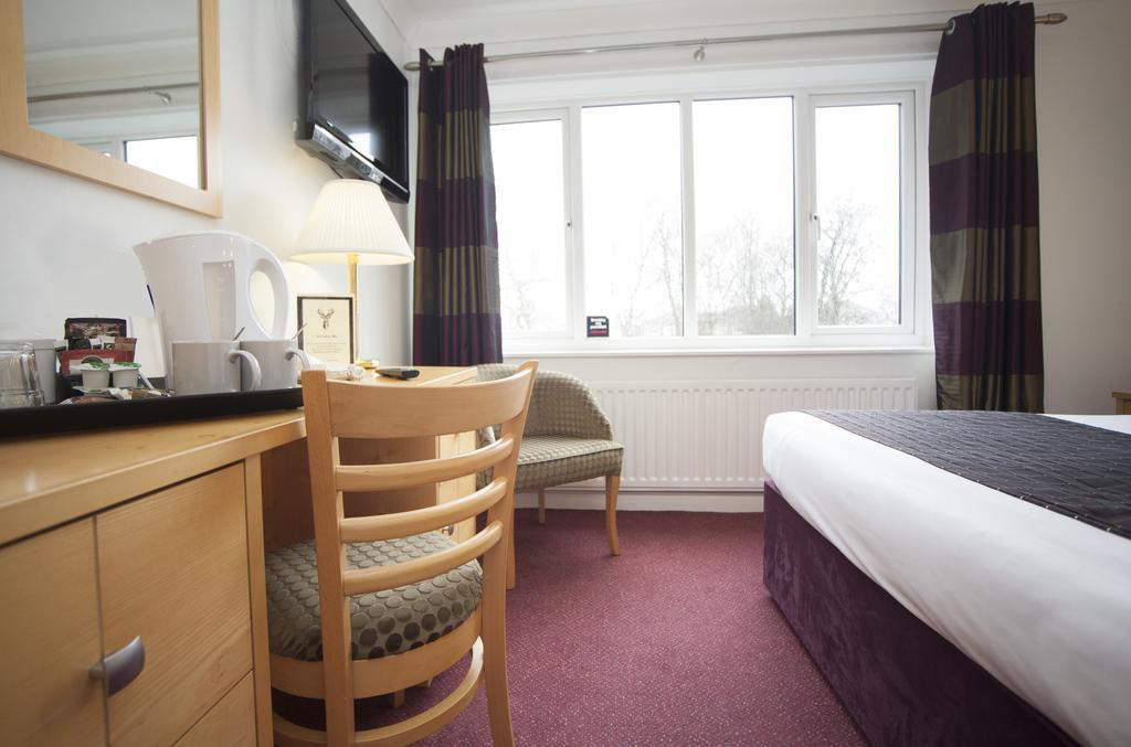 The Victoria Hotel Manchester By Compass Hospitality Олдъм Екстериор снимка
