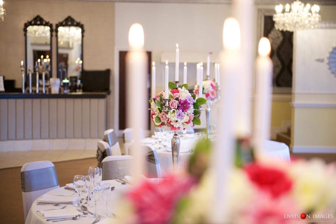 The Victoria Hotel Manchester By Compass Hospitality Олдъм Екстериор снимка